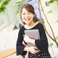 COO 平塚ひかる