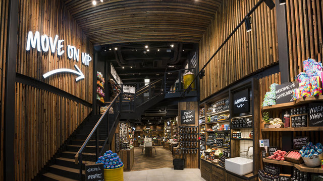 株式会社ラッシュジャパン (Lush Japan Co., Ltd)