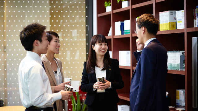 株式会社コーチ・エィ