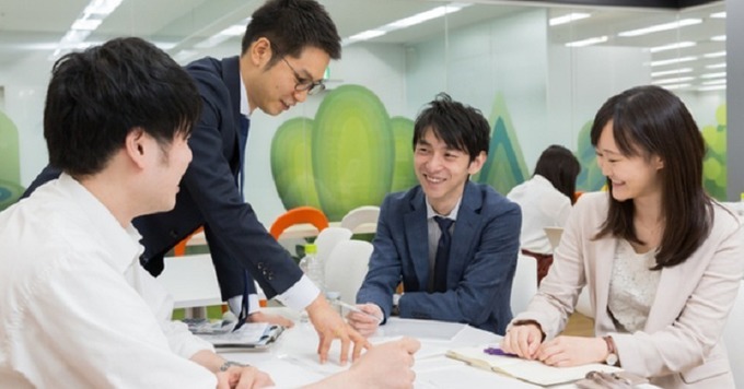◆JASDAQ上場◆\未経験から法人営業へチャレンジ!/成約率7割!チームでがんばって、しっかり稼ぐ(インセンティブあり)。省エネ提案で企業のコスト削減に貢献!《係長は育児中の女性社員!時短も相談可》