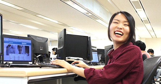 病院やクリニックの魅力を伝える【制作事務】のお仕事 ★残業は少なめ、土日祝休み★