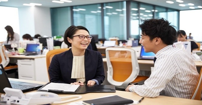 <初任地:23区内/年間休日125日以上/平均残業時間34.4時間>◆未経験歓迎◆就職情報サイト「マイナビ2020」の制作担当◆様々な業界へと取材をするので知見が広がる!◆キャリアチェンジ者多数在籍!◆