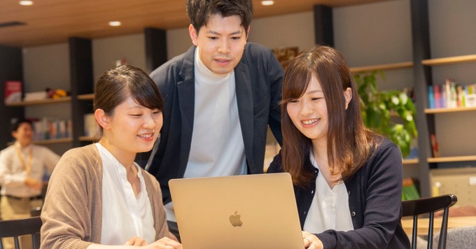 未経験者歓迎!研修制度に自信あり|異業種からエンジニアになりませんか?