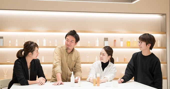 ★SHIRO 10th Anniversary★〈販促〉世界的ラグジュアリーブランドを、一緒に創る仲間を募集 ※ご経験者に限る※