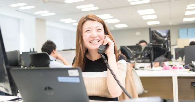 ◆食✕ITで「食の世界をつなぎ、食の未来をつくる」企業の『営業職』《チーム目標制/残業少なめ/フレックス制/直行直帰可》