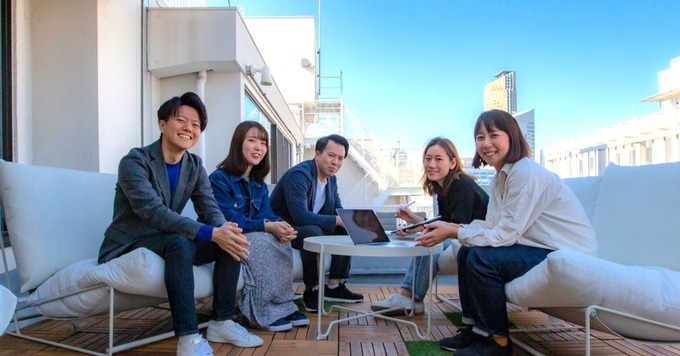 導入社数3600社突破、破竹の勢いで成長する建設SaaSで今後のITキャリアの第一歩を踏み出しませんか?【SaaSセールス】を募集!57兆円の建設市場にイノベーションを巻き起す!<ワークライフバランスを重視しています!><ランチは最近バルコニーにあるソファが人気!>