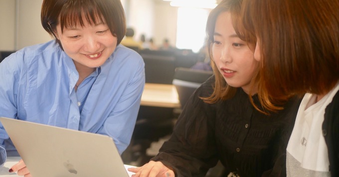 【カスタマーサクセス】営業は好きだけど新規開拓よりお客様フォローが好きな方!「顧客満足度向上」を目的としたフォローチームメンバー募集!