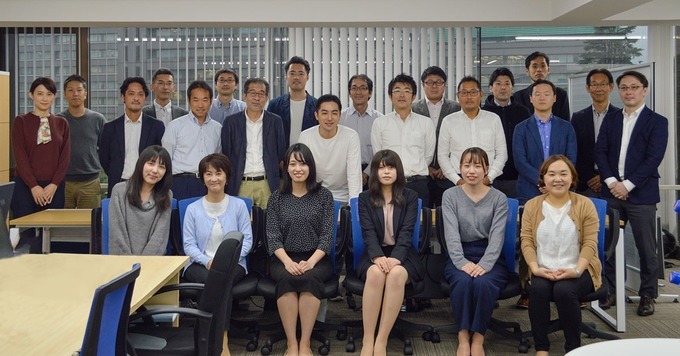 【自社サービスのエンジニア】創業5期目で利用企業数2,500社突破!企業調査SaaSの『Rubyエンジニア』《他言語からの変更OK/大手企業との事業提携あり/ワーキングマザー活躍》