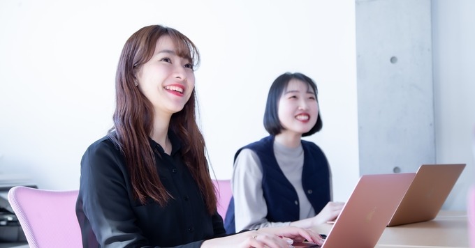 美容系ベンチャーの経理担当募集!美容×インフルエンサーマーケティングのバックオフィス業務!