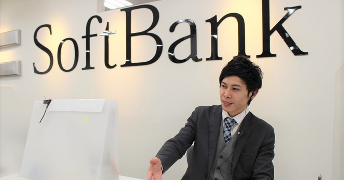 【管理職候補】役員への昇格実績あり!大手通信キャリアの店舗責任者から、エリアマネージャー・幹部へステップアップ!