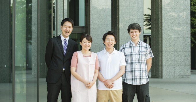 【人事労務担当】保育施設を運営する当社で人事労務としてスキルアップをしませんか?《東証一部上場/入社~退社まで一貫性を持って担当》